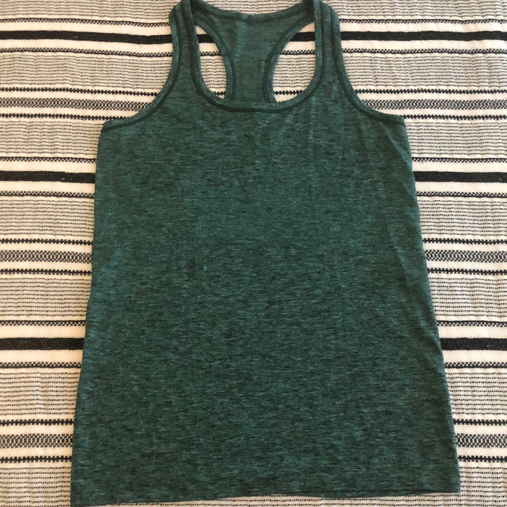 Lulu lemon swiftly tech racer back